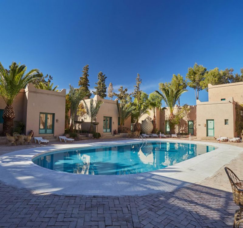 swimming-pool swimming-pool